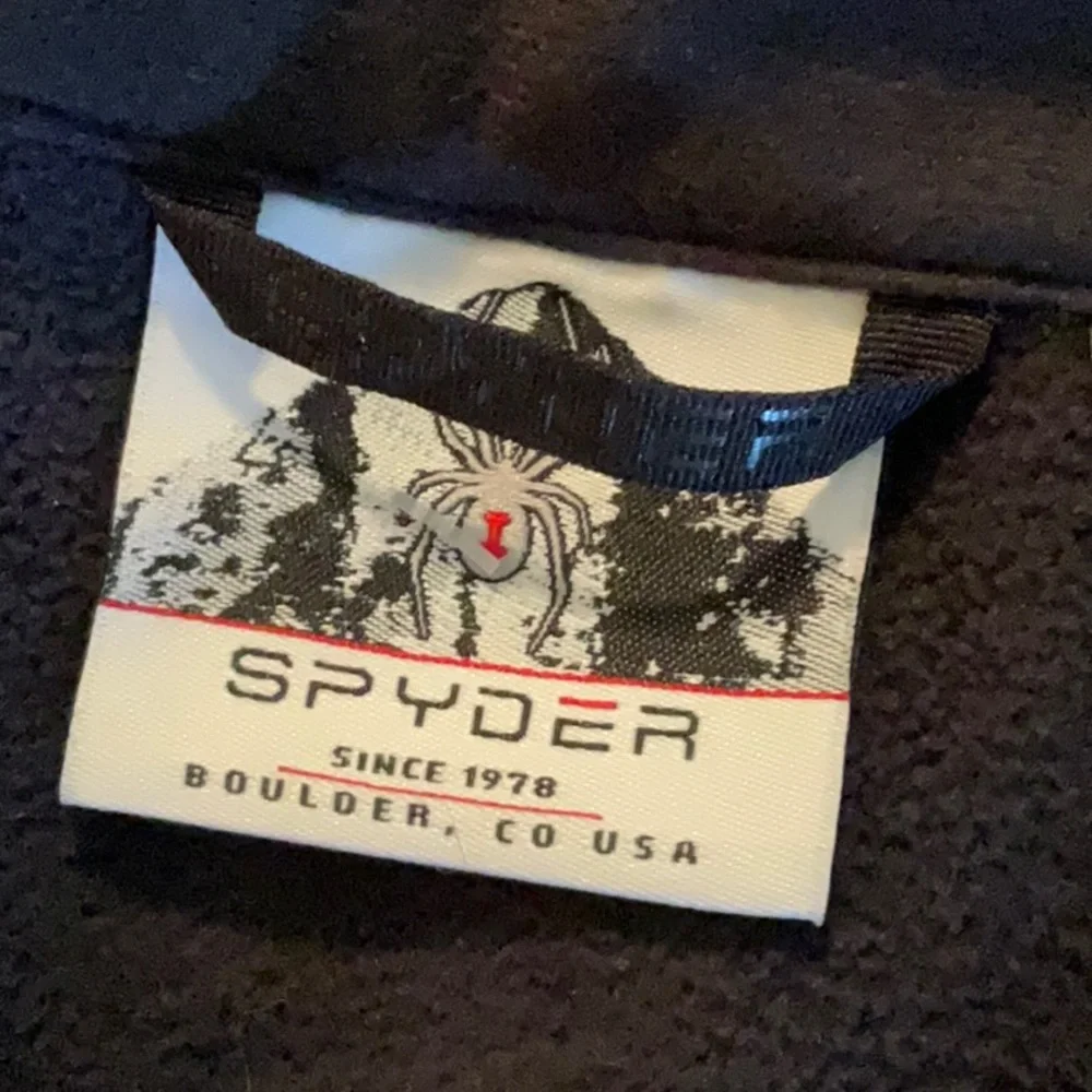 Spyder Gray and Black Knit Pullover NWOT - Picture 6 of 8